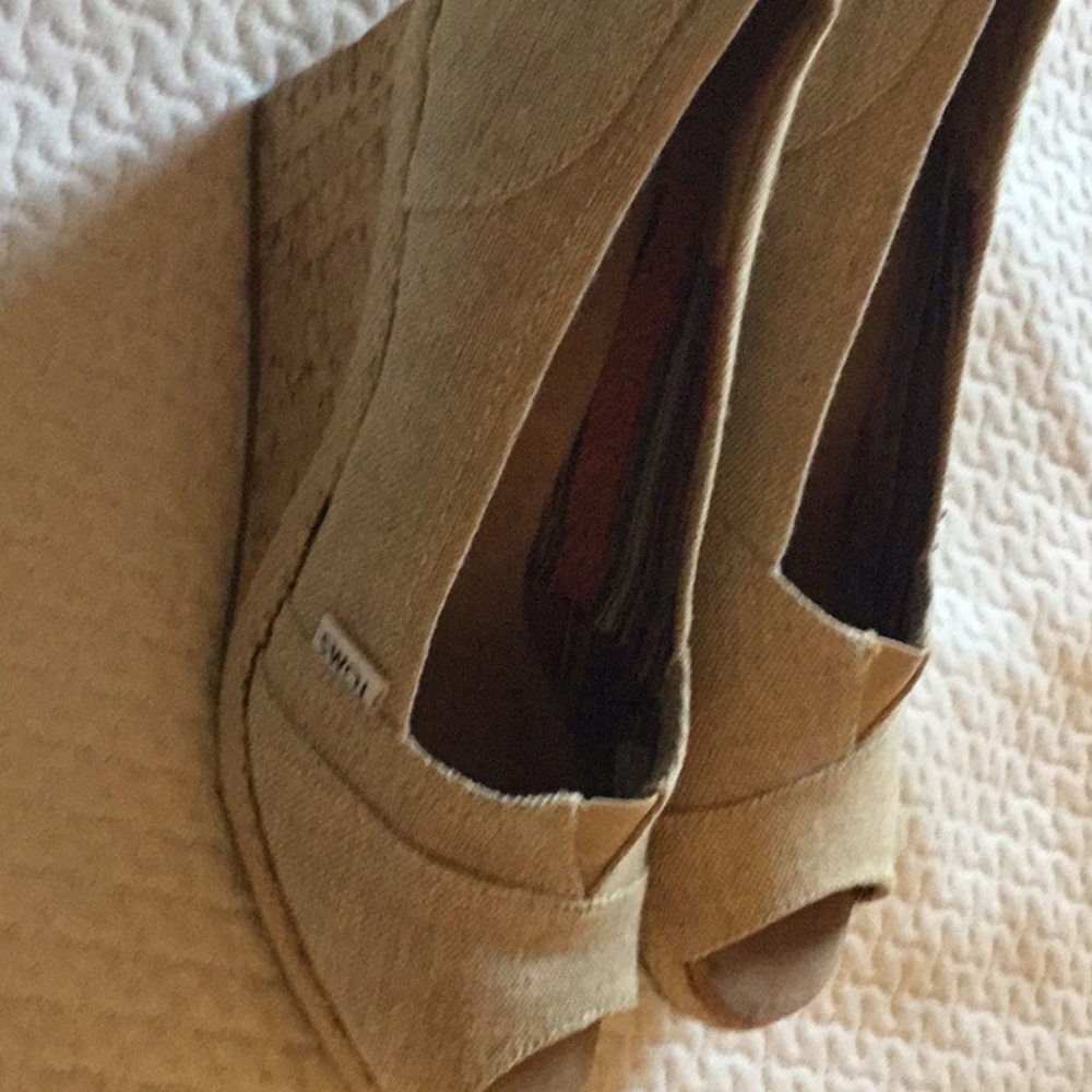 Woman wedge open toe canvas shoes